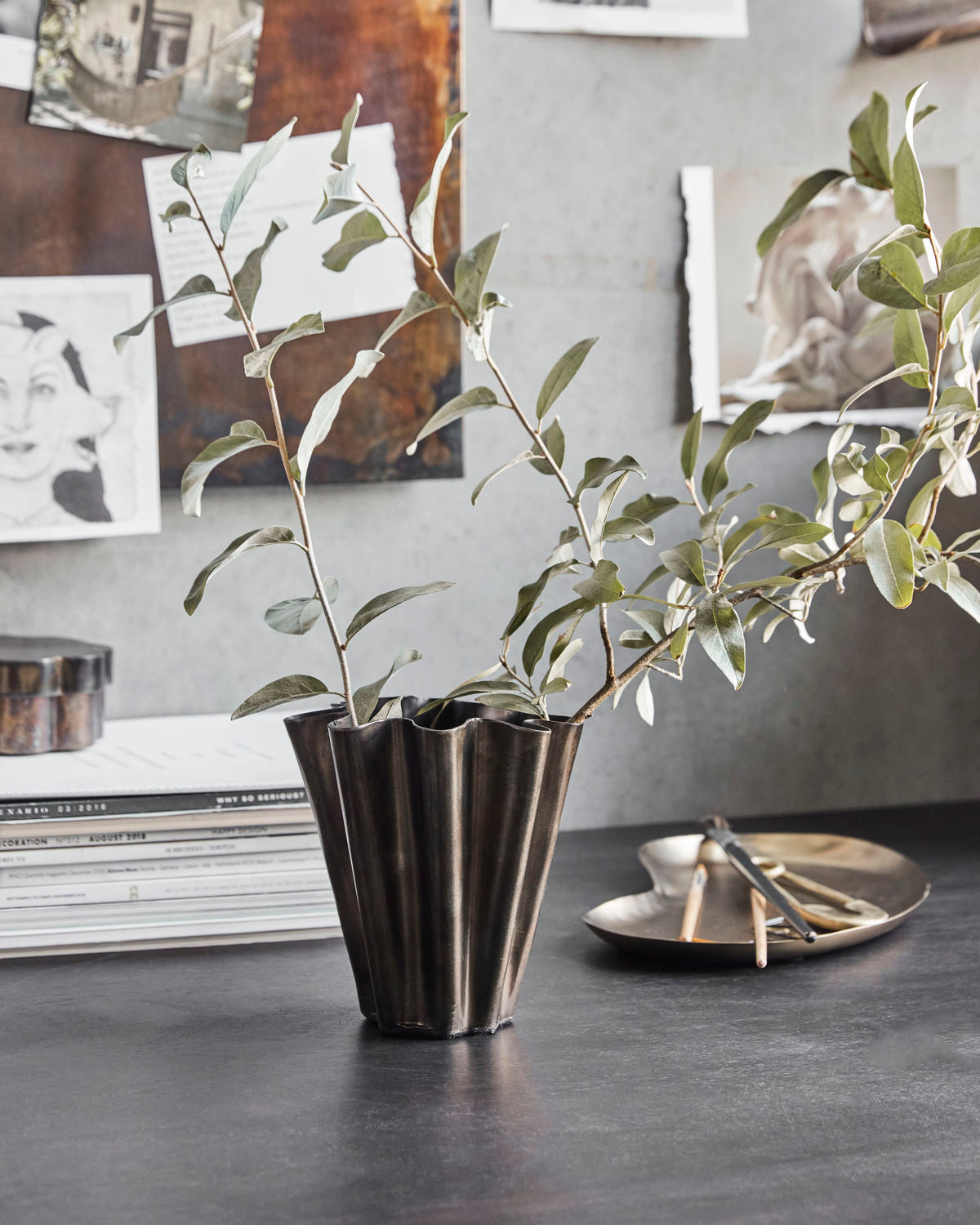 ' Flood' vase - small - antique brown - by house doctor