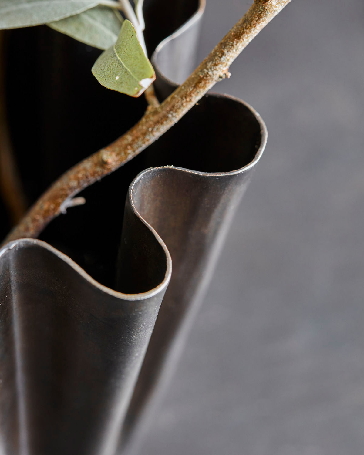 ' Flood' vase - small - antique brown - by house doctor