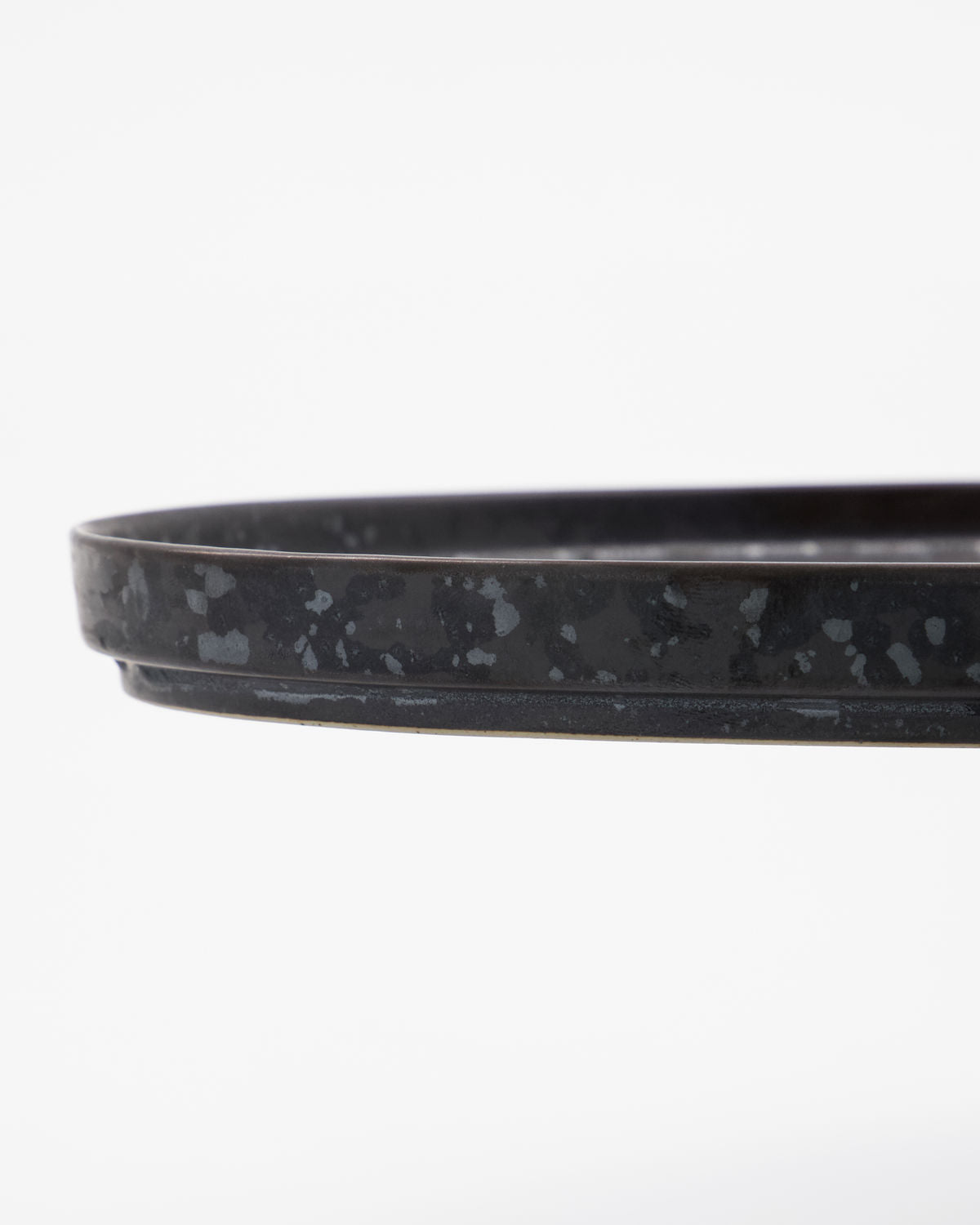 'Pion' oval serving dish by house doctor - black