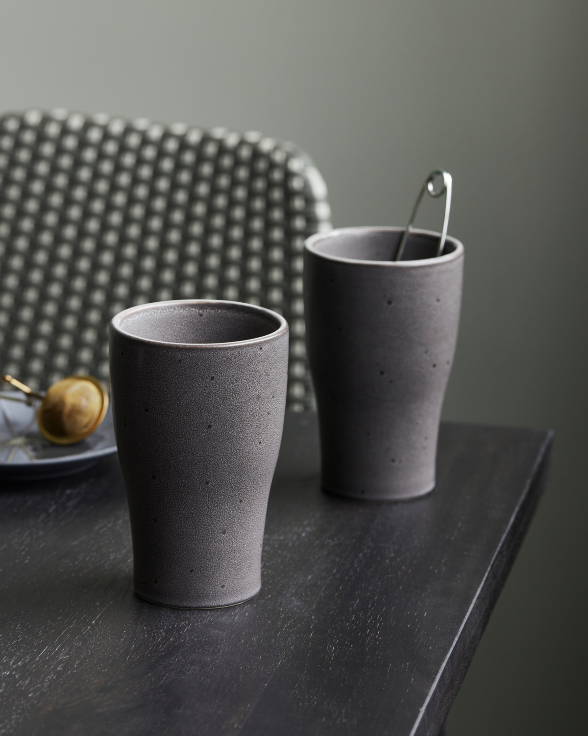 Tall Thermo mug 'Liss' by House Doctor -brown / Dark grey