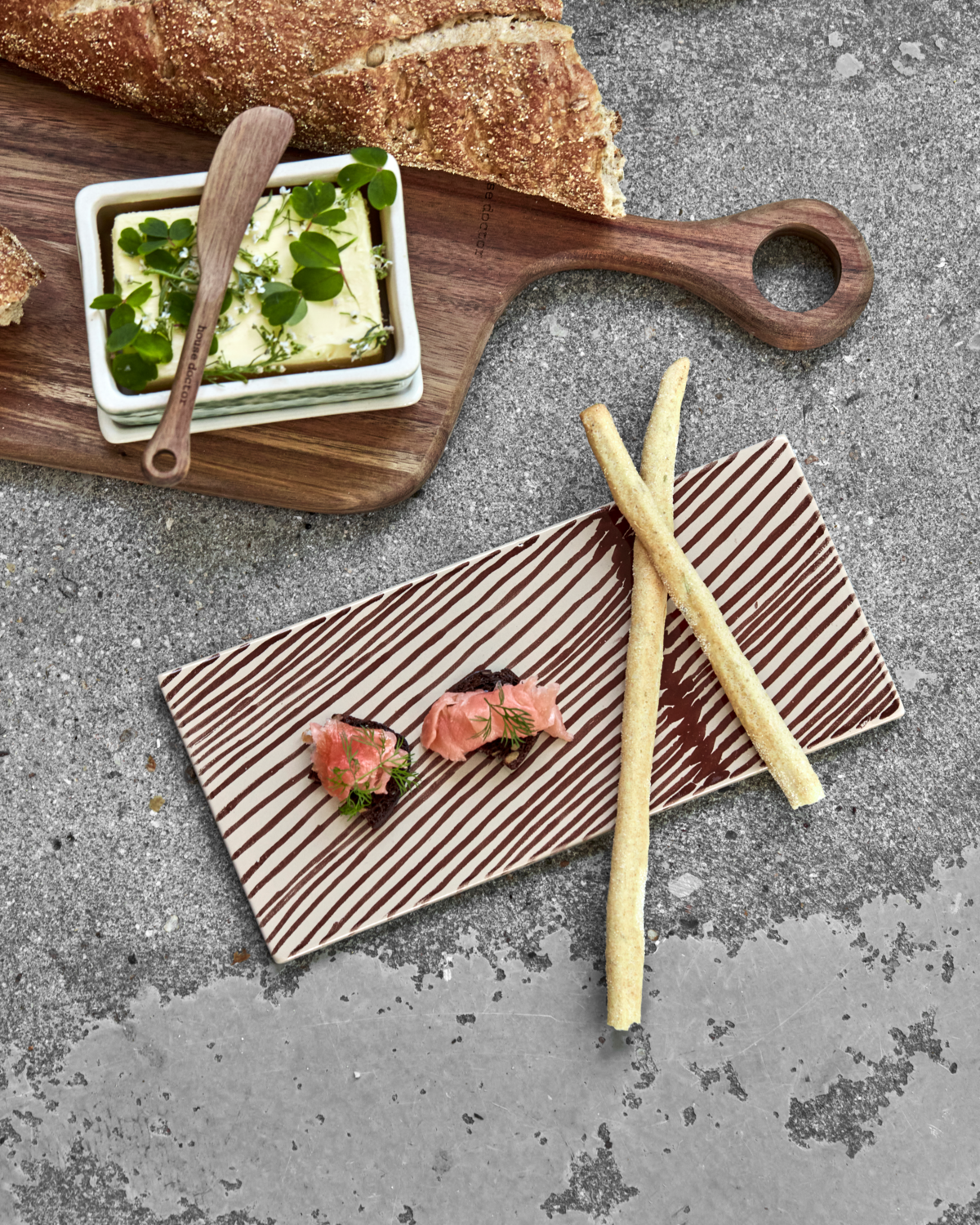 'Diva' serving board by House Doctor - rectangle - brown